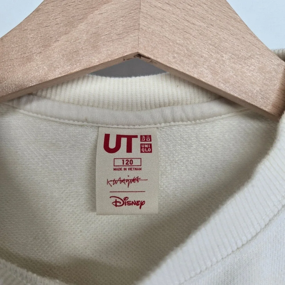 Uniqlo Disney Sweatshirt Sz 6 120 Off White‎ Mickey Minnie Donald Pullover